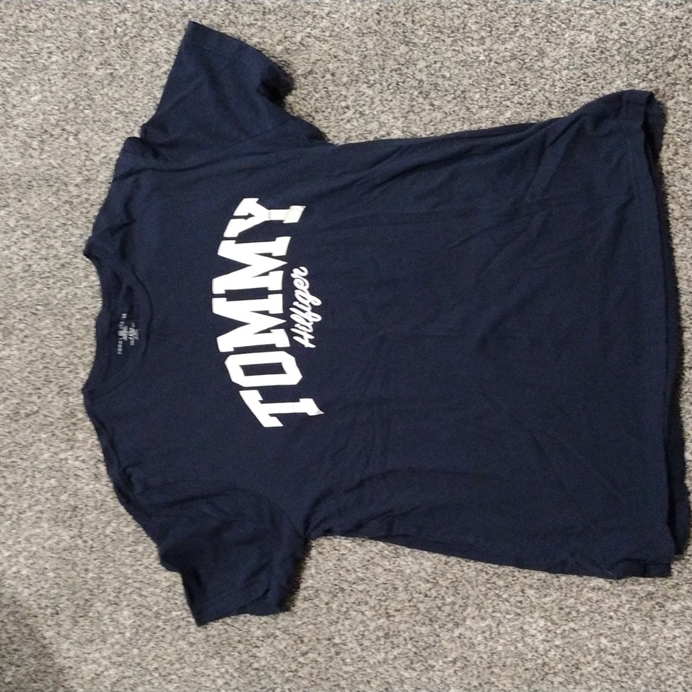 Tommy hilfiger men's Large tee shirt navy blue and white